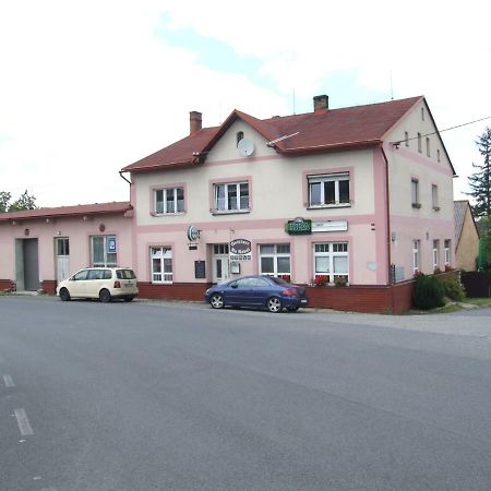 Hostinec Na Navsi Javorník المظهر الخارجي الصورة